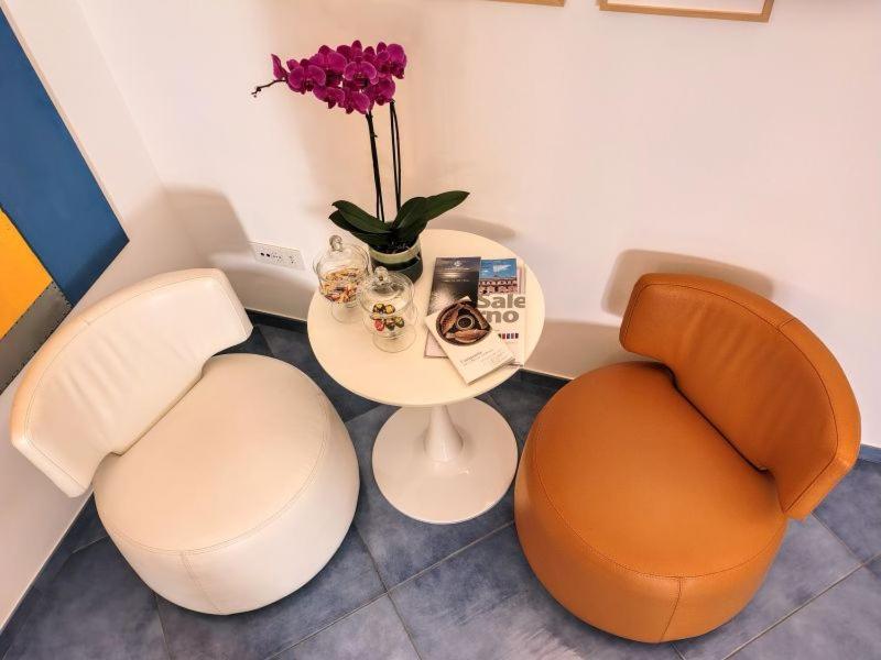 Viatorretta4 Bed and Breakfast Salerno Exteriör bild
